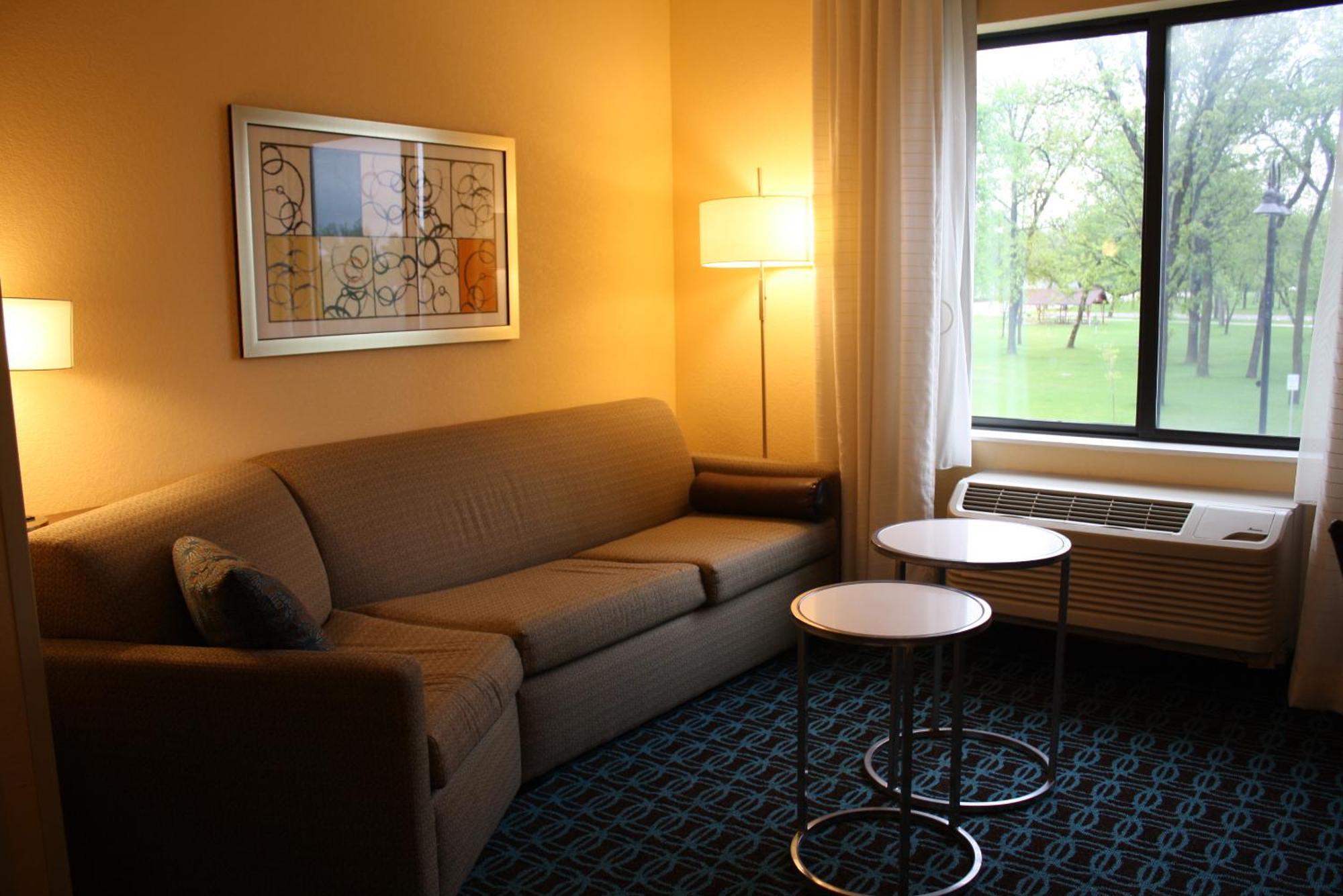 Fairfield Inn & Suites By Marriott Detroit Lakes Exterior photo